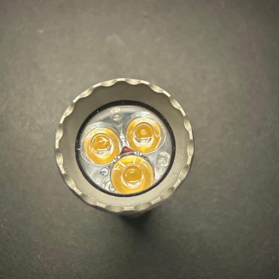 ACEBEAM E70 MINI (ストーンウォッシュ チタン)　懐中電灯