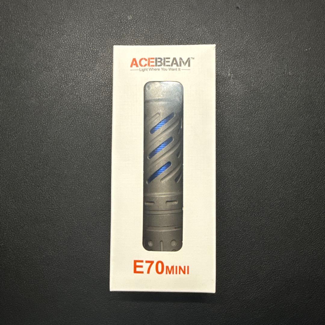 ACEBEAM E70 MINI (ストーンウォッシュ チタン)　懐中電灯