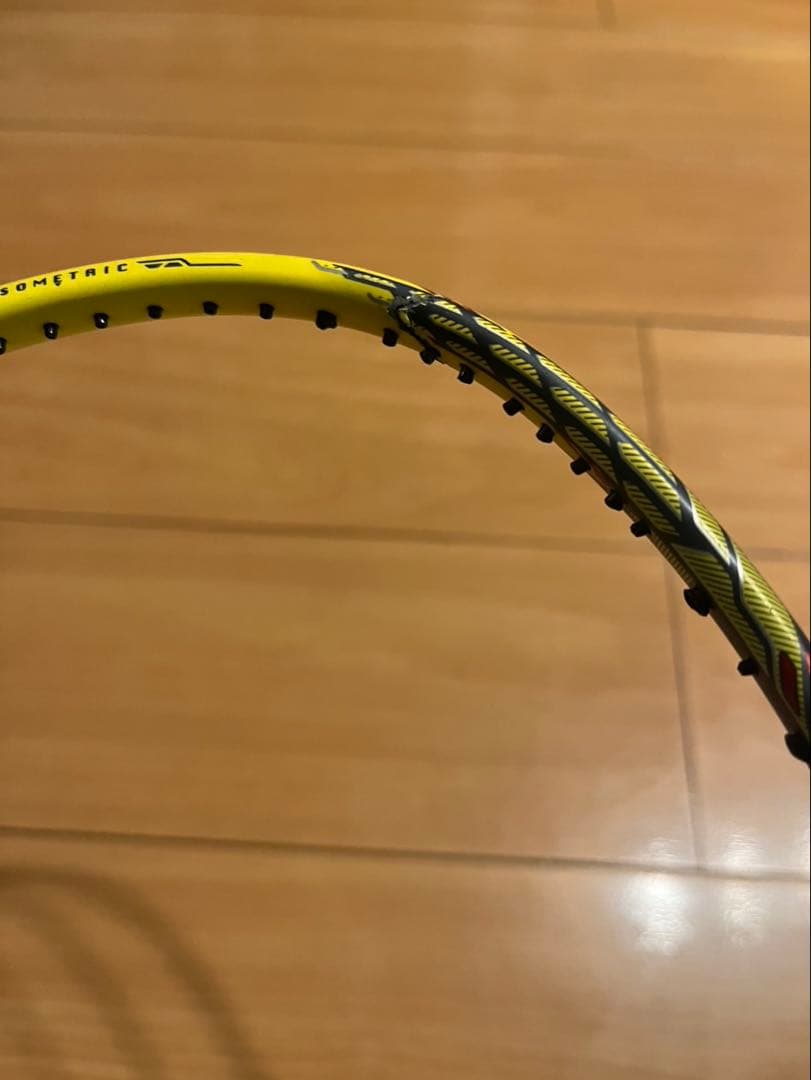 YONEX ボルトリックZフォースII リンダンモデル