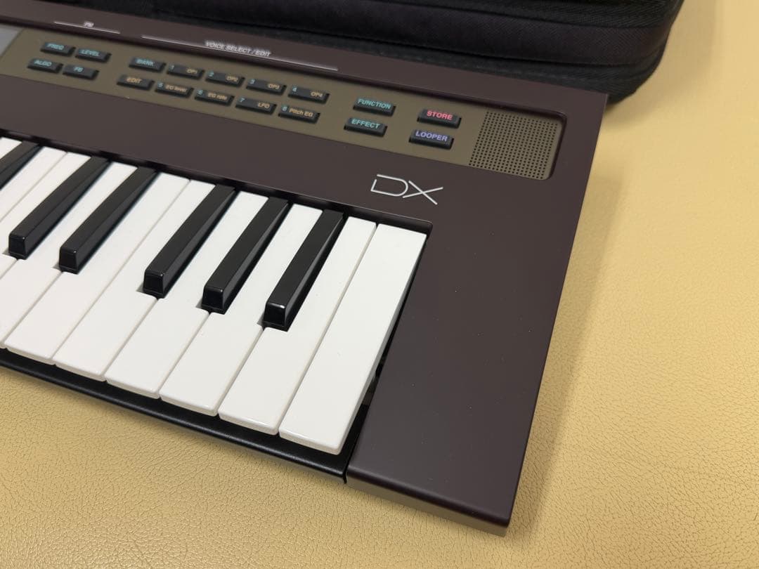 Yamaha reface DX 専用ケース、付属品付き