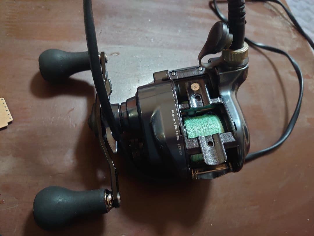 SEABORG 100J 電動リール