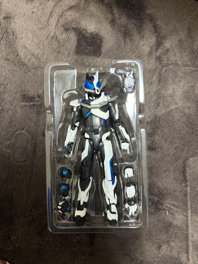S.H.Figuarts 仮面ライダージーン