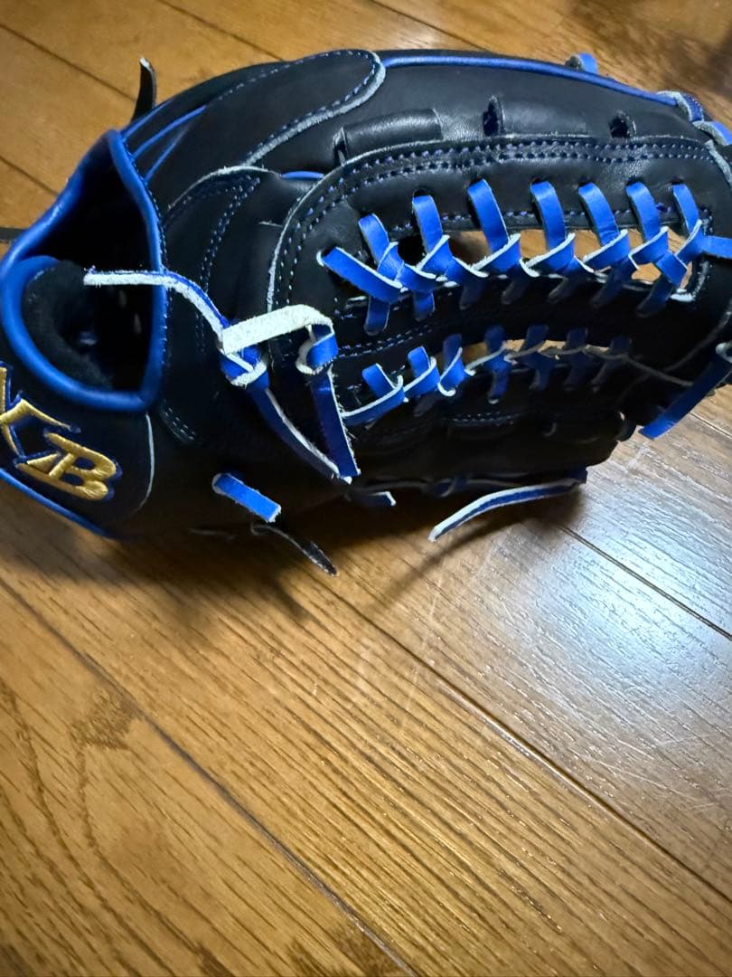 アクセフベルガード　軟式グローブ　オーダー 内野手用