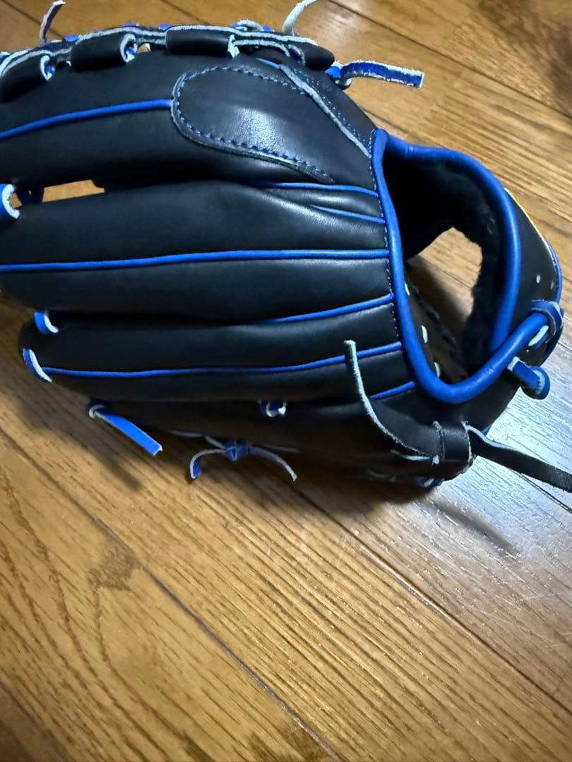 アクセフベルガード　軟式グローブ　オーダー 内野手用