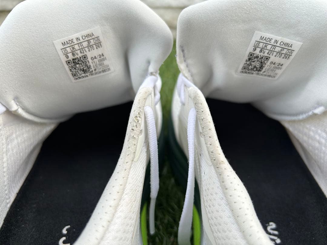 adidas スーパーノヴァライズ ランニングシューズとランニングウェアセット