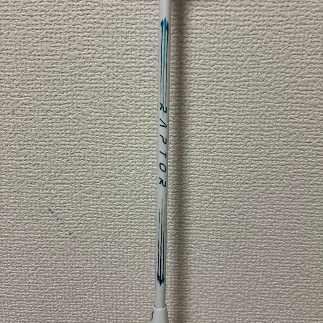 トアルソン RAPTOR バドミントンラケット ホワイト 4U 美品