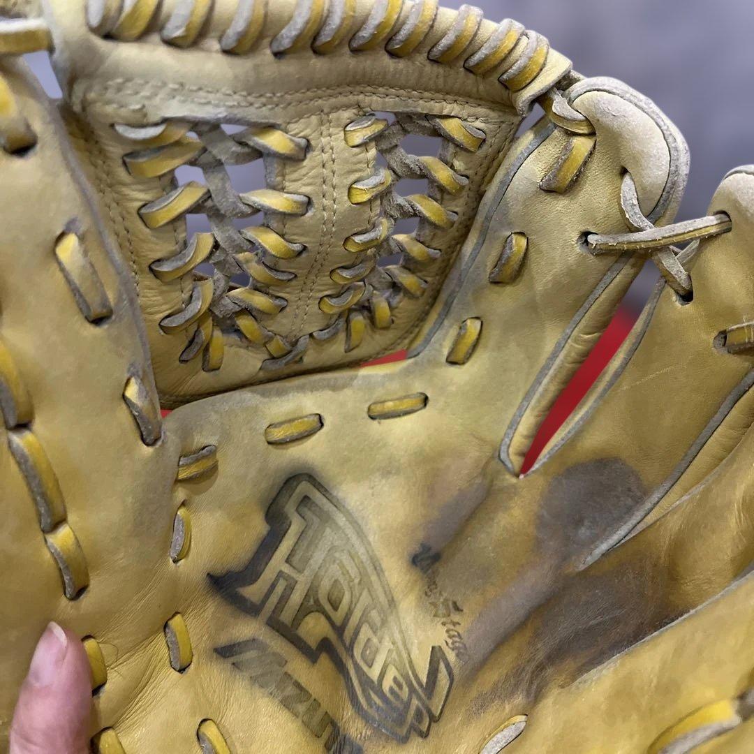 即戦力】ミズノ 軟式・ソフトボール兼用 内野手用グローブ Mizuno 赤ラベル