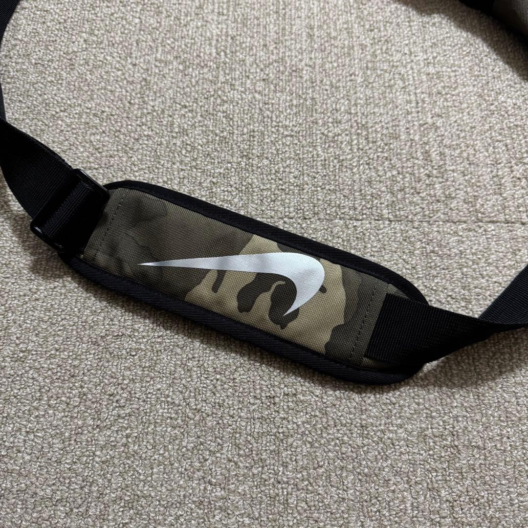 美品 NIKE クラブケース レンジバッグ カモ柄