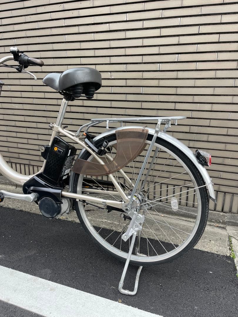 電動アシスト自転車 ベージュ 前バスケット付き
