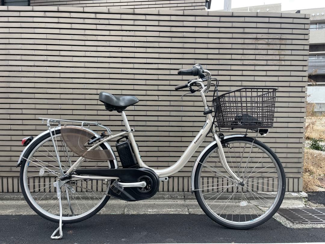 電動アシスト自転車 ベージュ 前バスケット付き