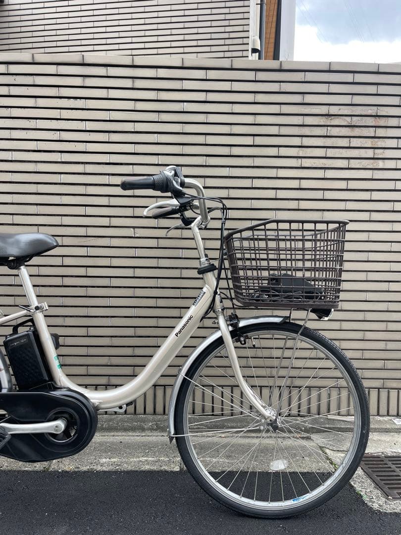 電動アシスト自転車 ベージュ 前バスケット付き