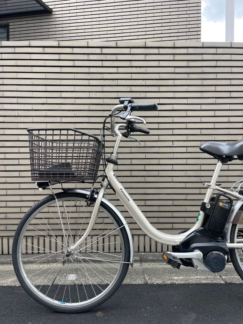 電動アシスト自転車 ベージュ 前バスケット付き
