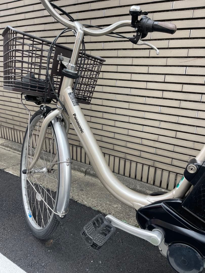 電動アシスト自転車 ベージュ 前バスケット付き