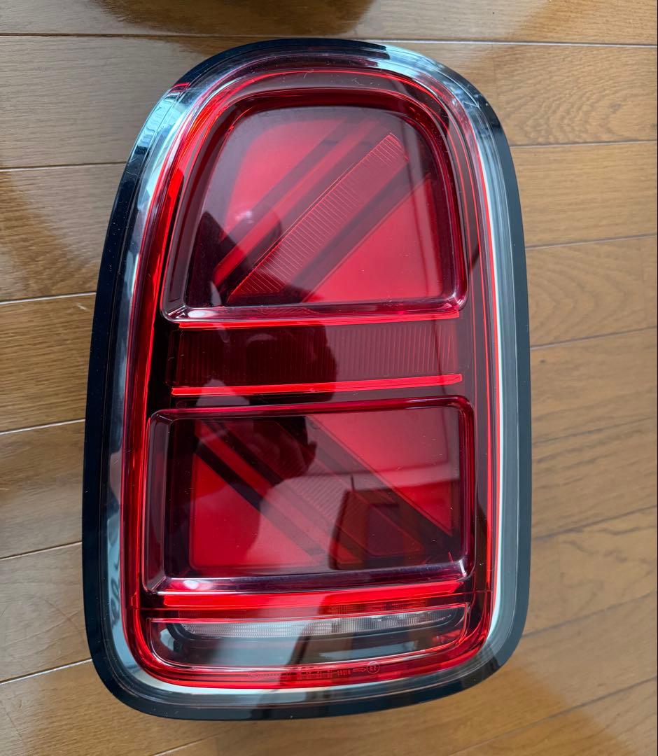 MINI F60 クロスオーバー 純正テールランプ ユニオンジャック 左右セット