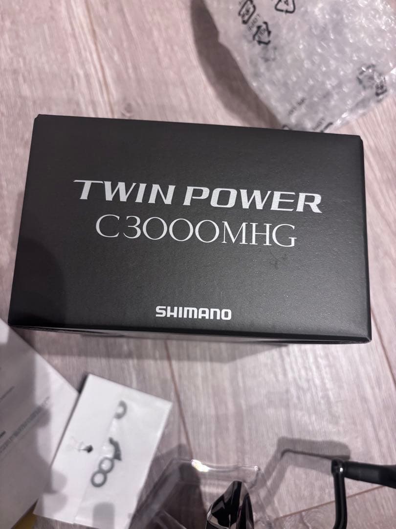 SHIMANO TWIN POWER C3000MHG 24ツインパワー
