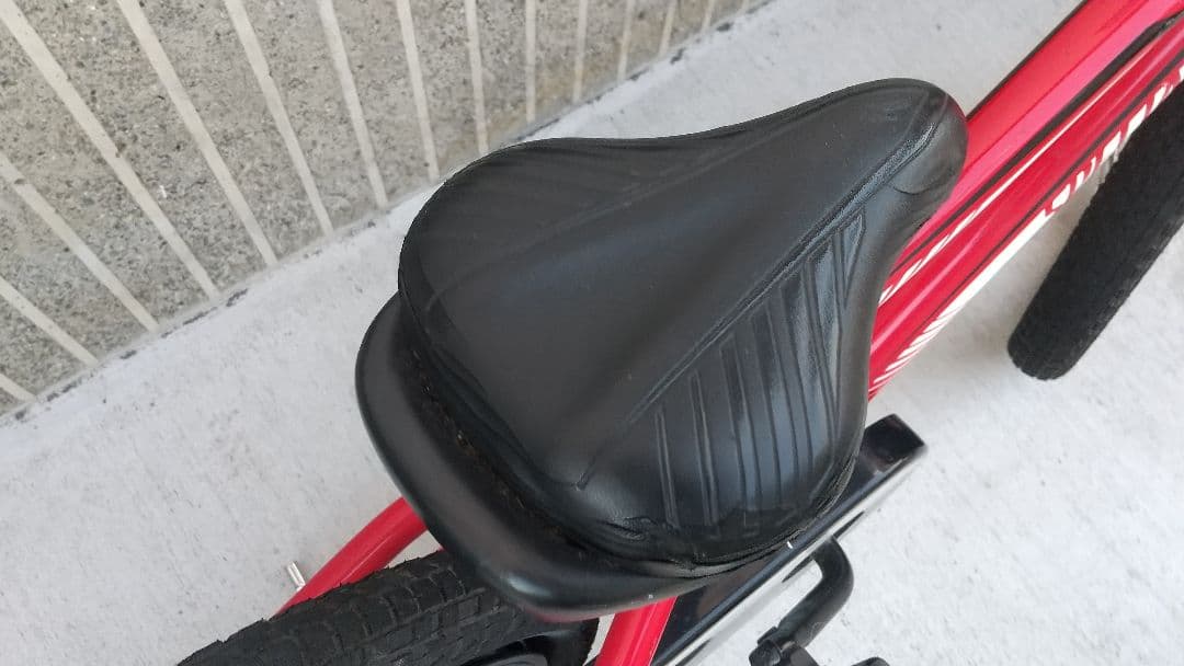 引取◎スペシャライズド16インチ◎キッズ 自転車・補助輪付