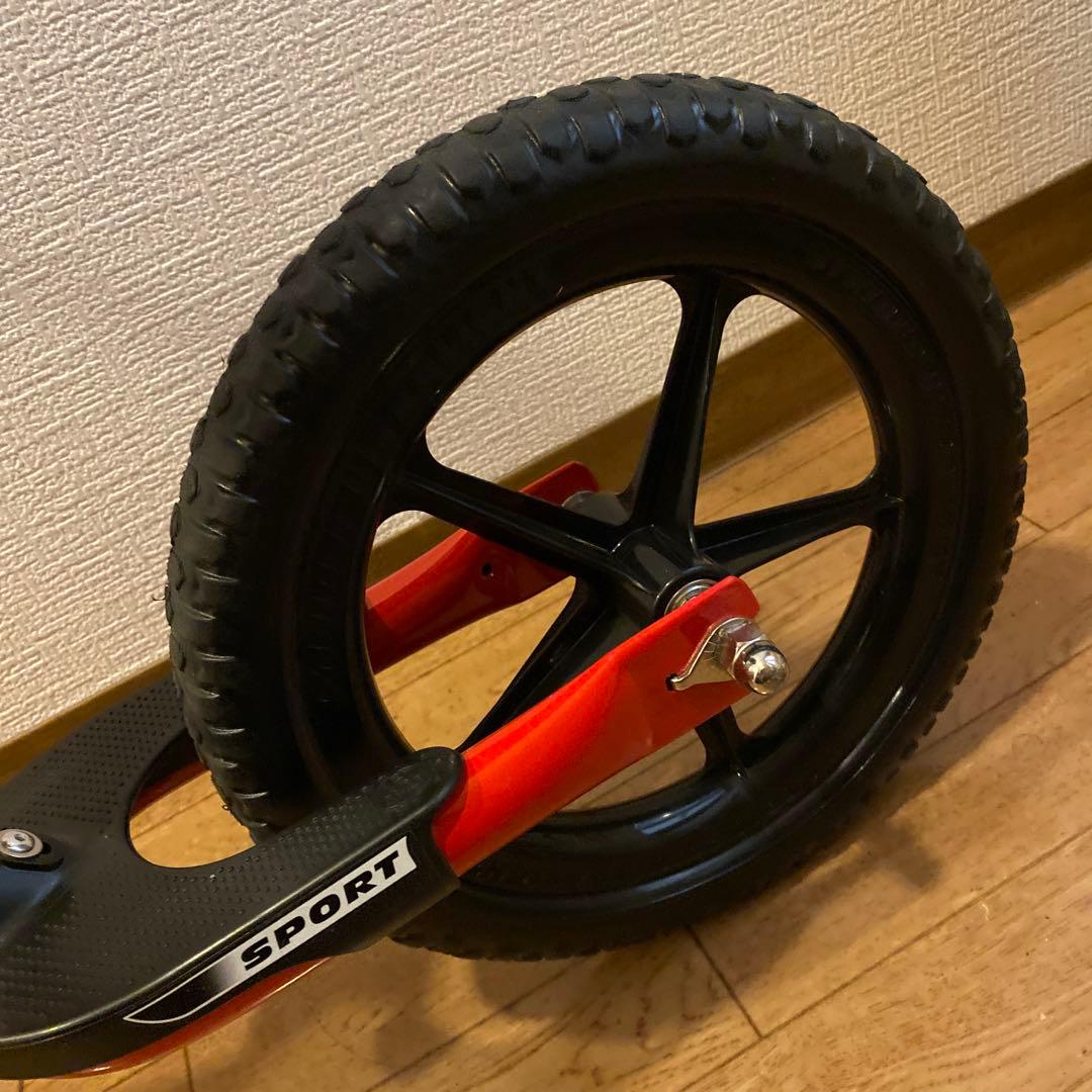 美品 STRIDER ストライダー スポーツタイプ 赤