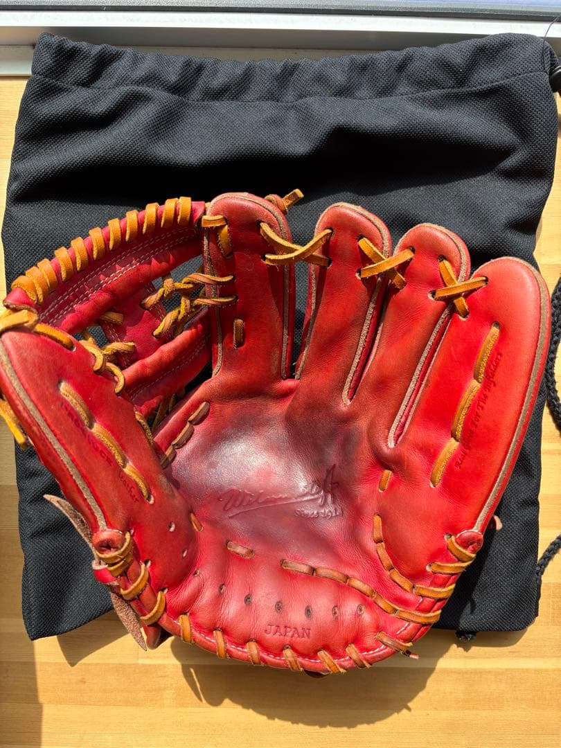 Wilson staff 内野手用　硬式グローブ　湯揉み　右投げ用　プロ