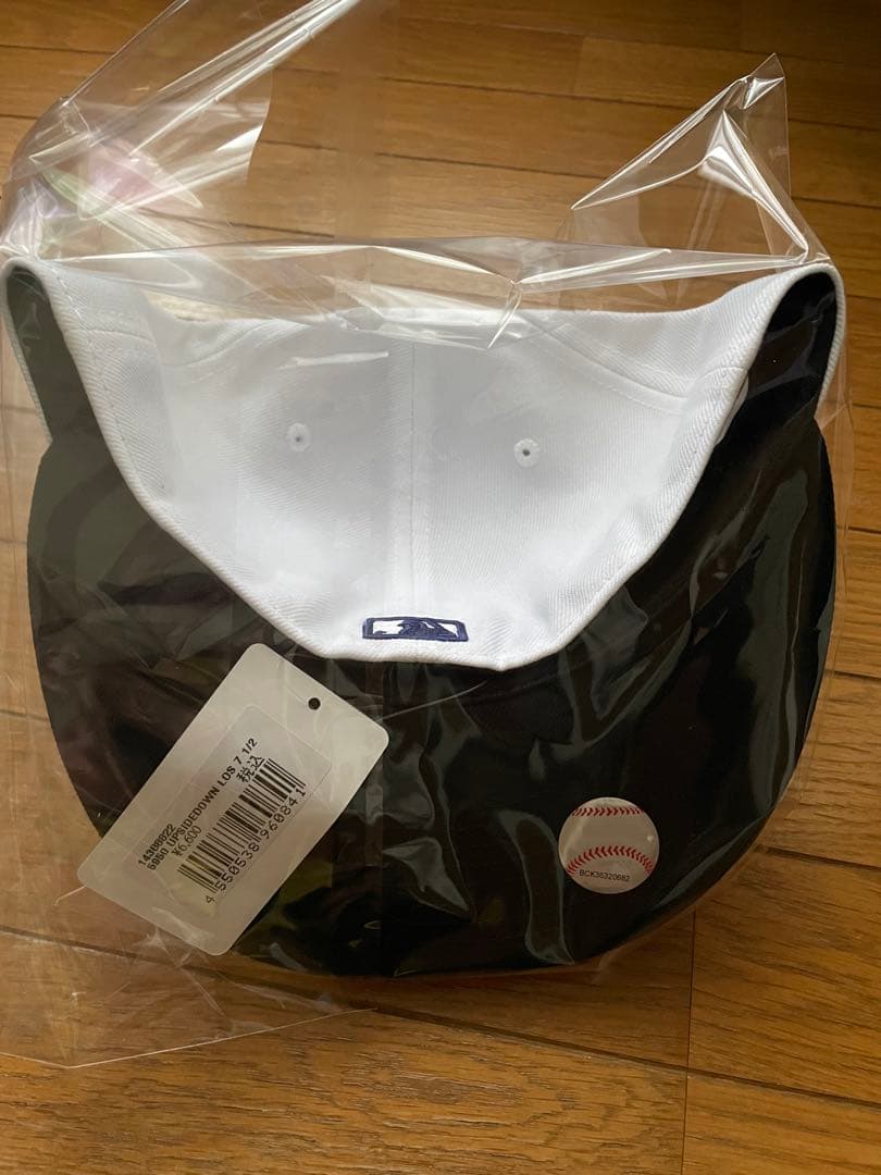 NEW ERA 逆さロゴ 白 キャップ 7 1/2