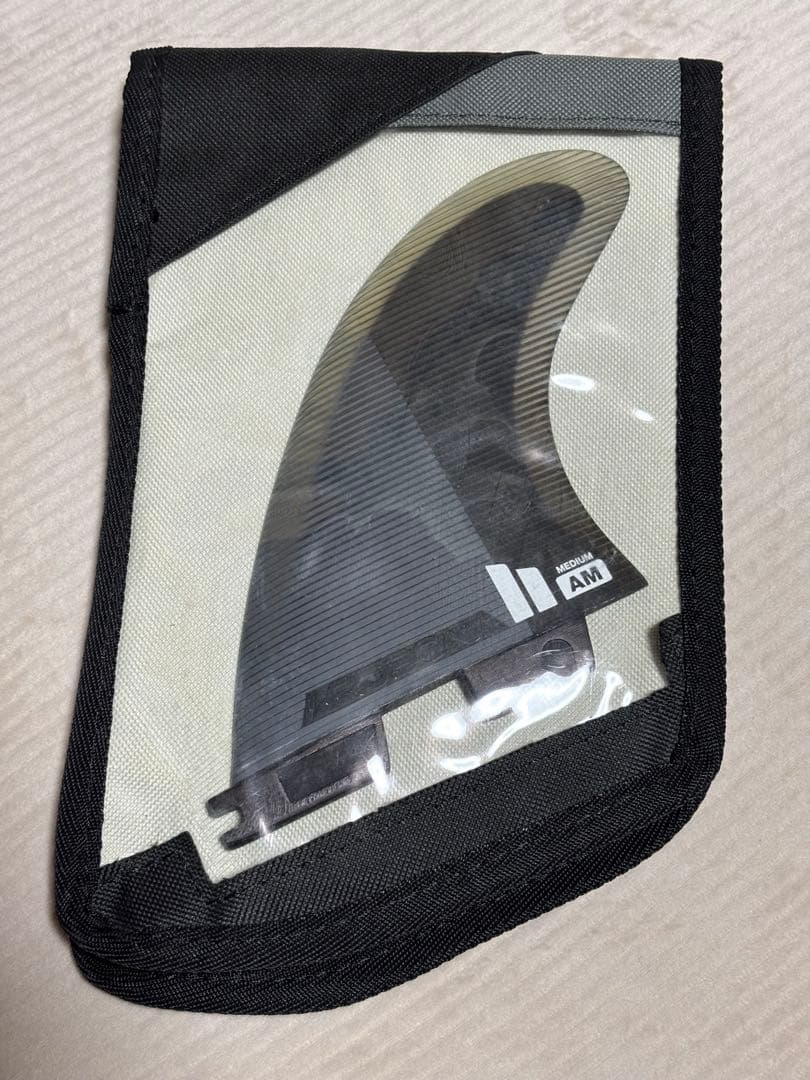 FCS2 AM フィンMEDIUM サイズ　収納ケース付き