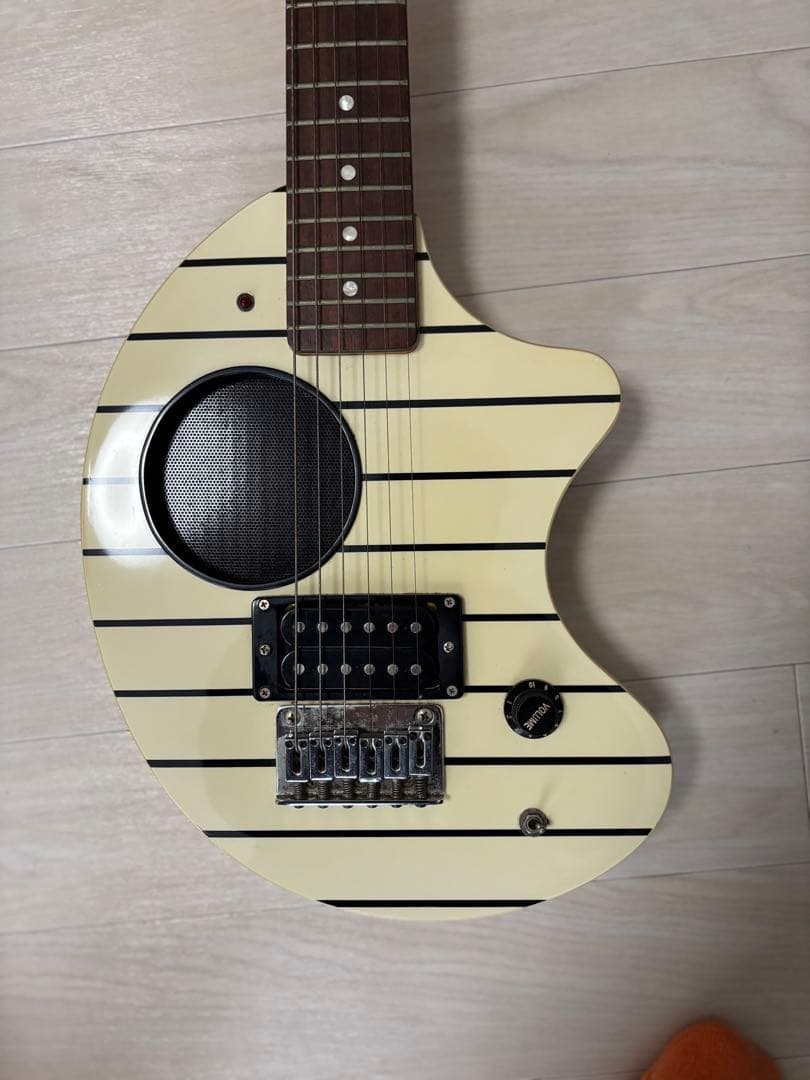 FERNANDES ZO-３　阪神タイガースカラー