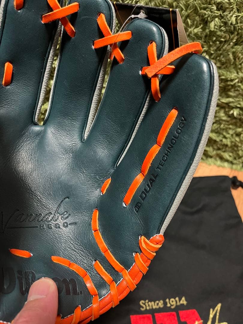 ウィルソン ワナビーヒーローデュアル 軟式内野手用27型 グレーSS