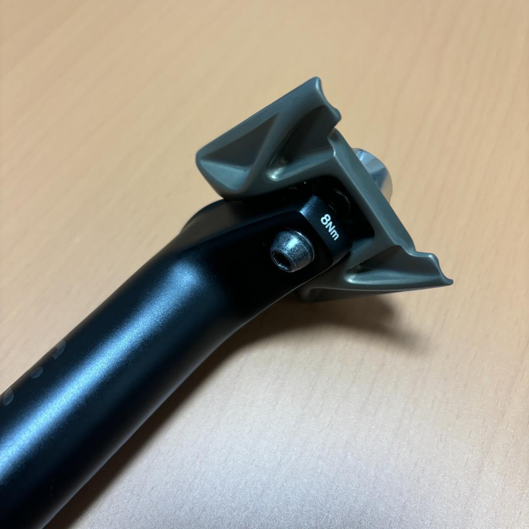 Fizik Cyrano R3 アルミシートポスト 27.2x330mm