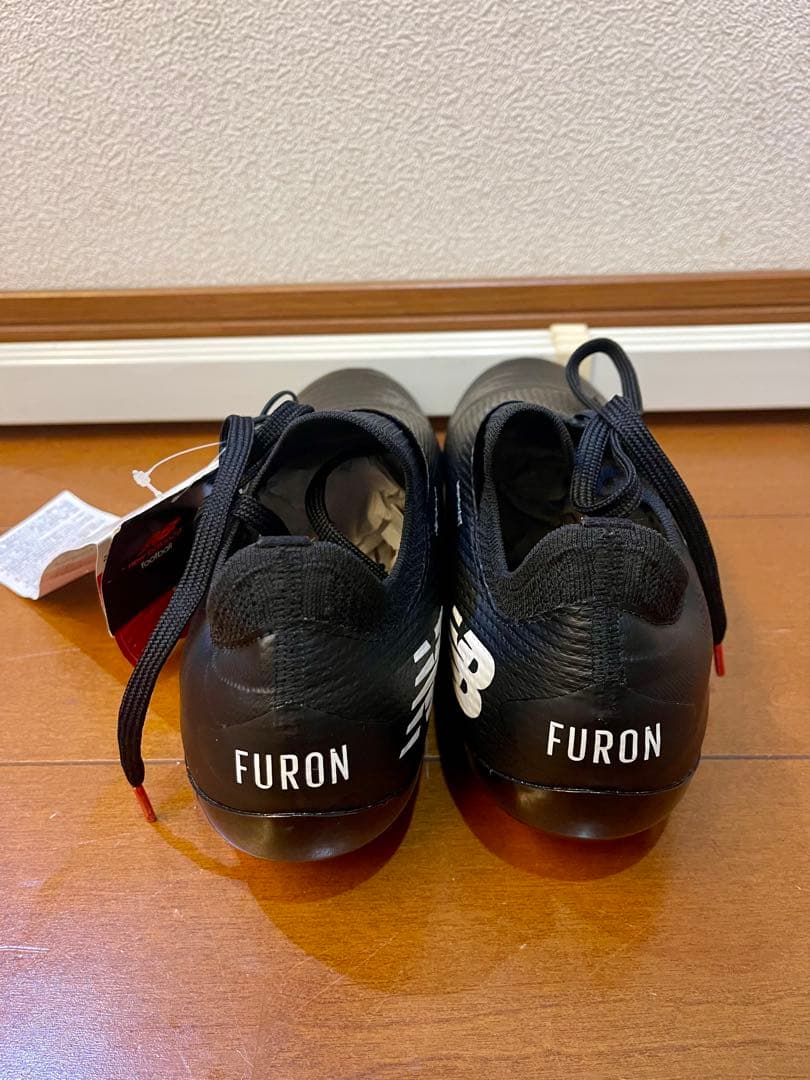 新品訳あり格安　New Balance 　FURON ブラック スパイクシューズ