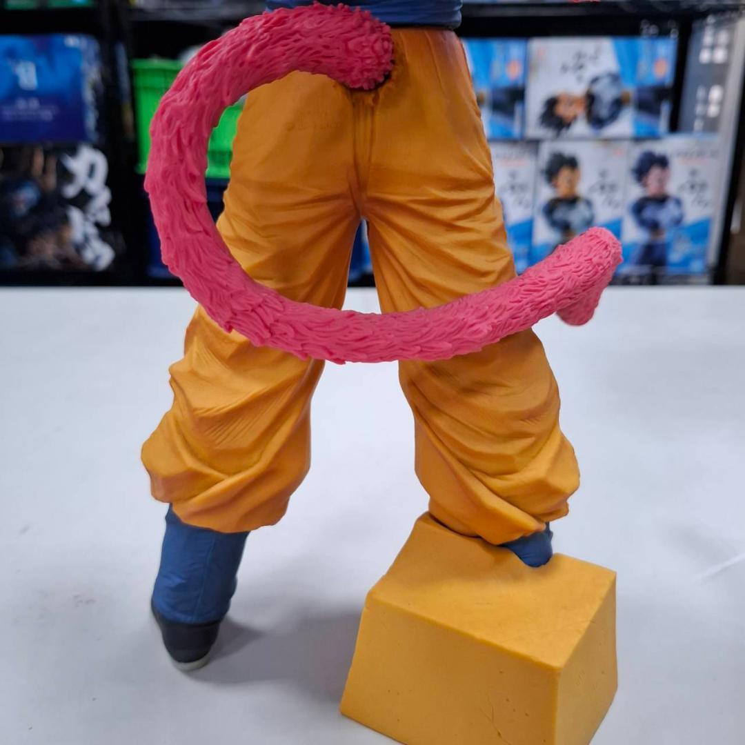 r*n様 ⛄美品⛄0302 価格高騰中!!ドラゴンボール SMSP 超サイヤ人4