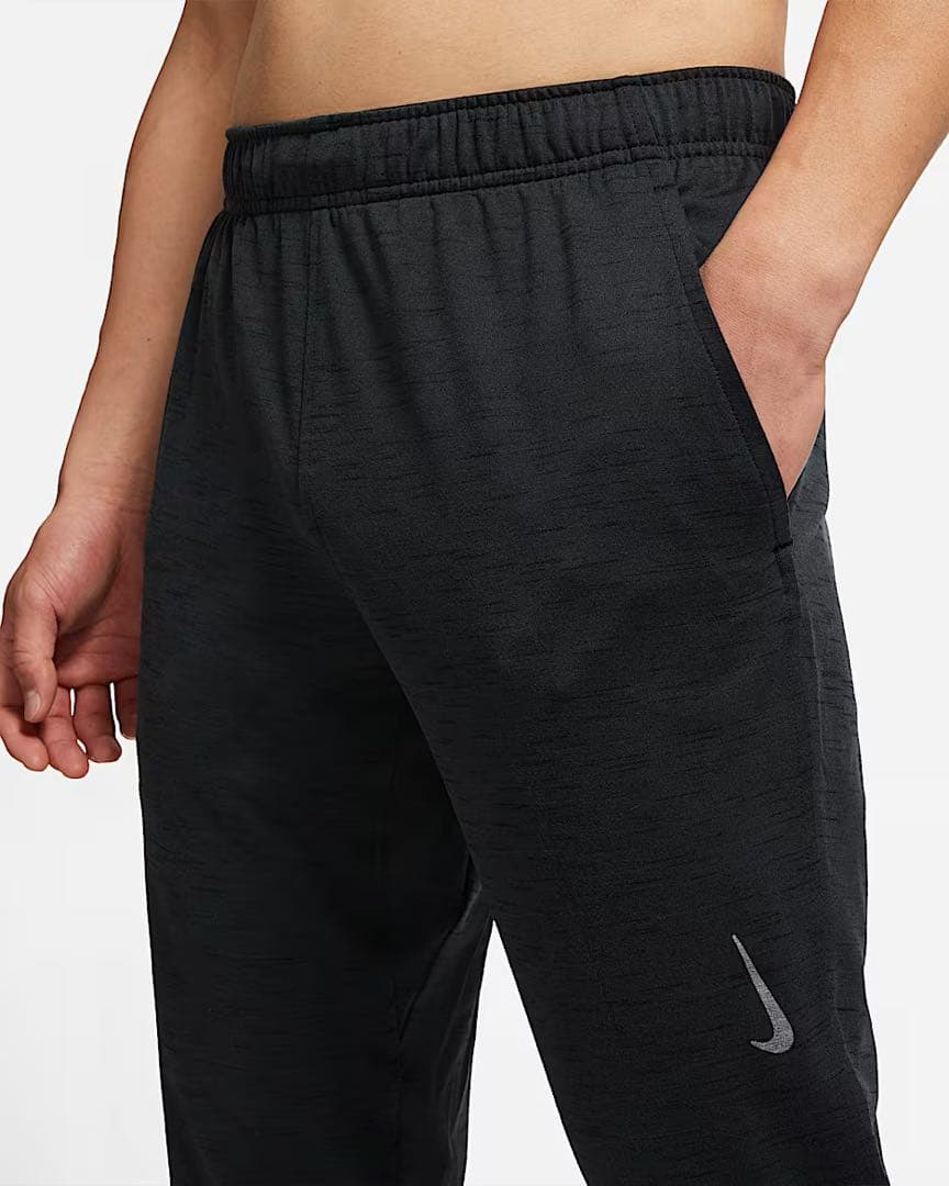 ナイキ　NIKE ヨガ　ジョガーパンツ　トレーニング　ブラック　メンズ