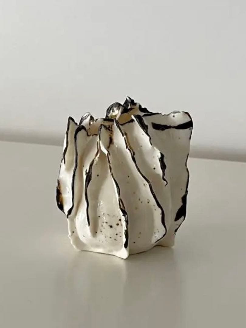 【入手困難】【希少】イギリス HellaKeevilCeramics陶器 花瓶