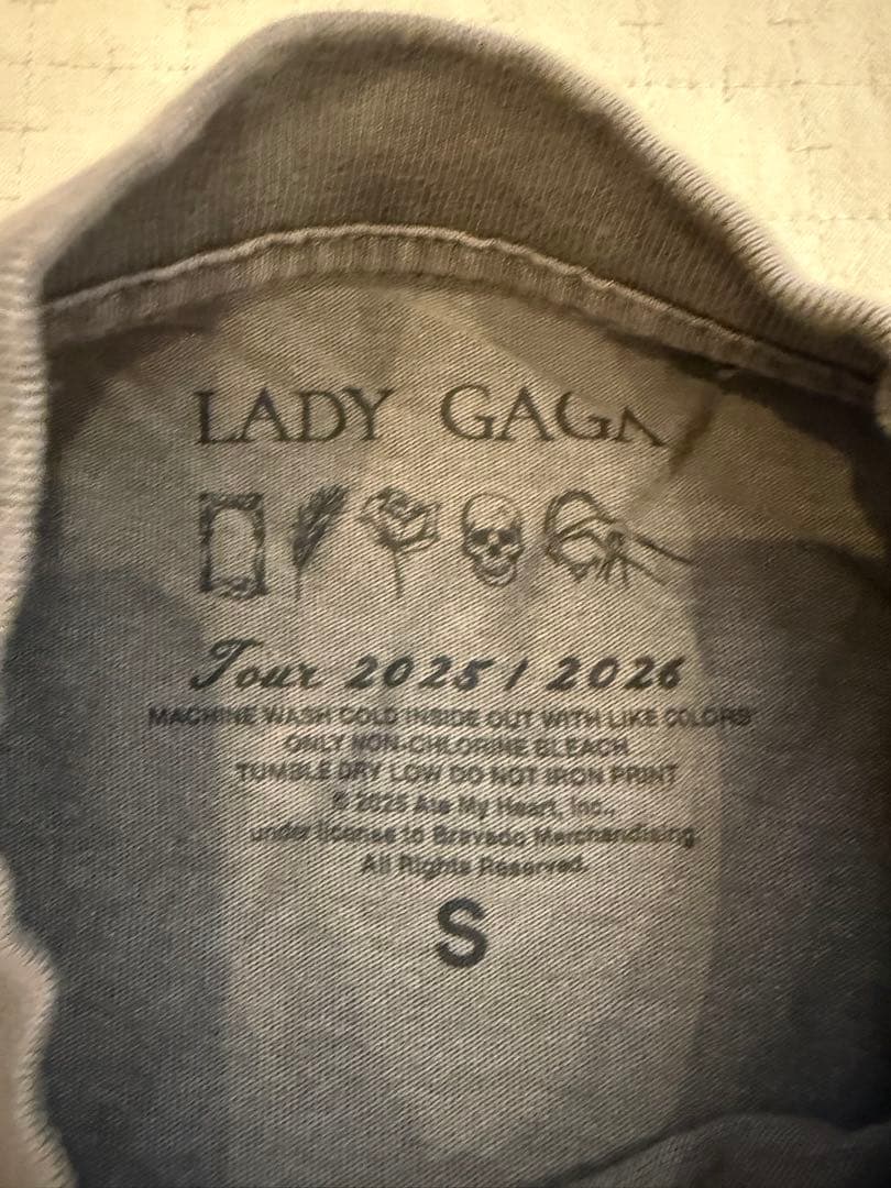 【未使用】Lady Gaga The Mayhem Ball Tシャツ