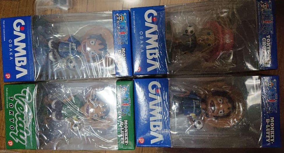 新品未開封 ワンピース コラボ フィギュア