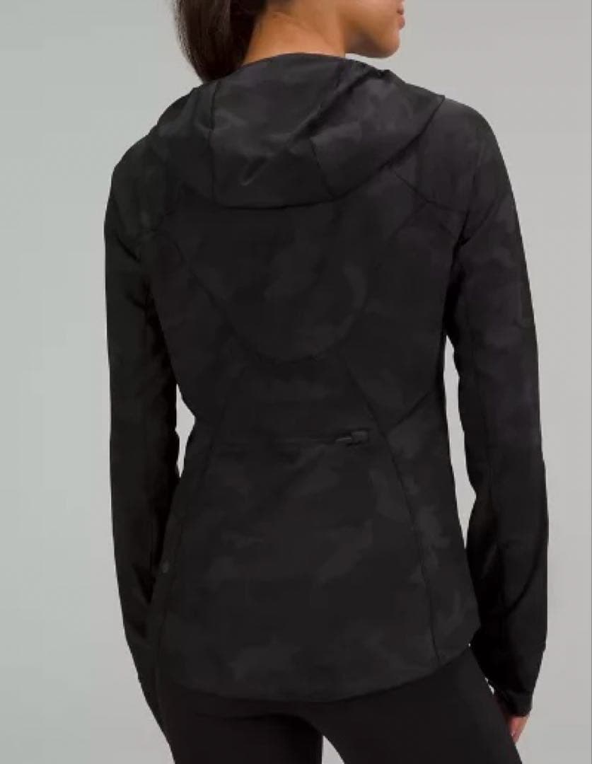 ルルレモン　Mist Over Windbreaker ウインドブレーカー