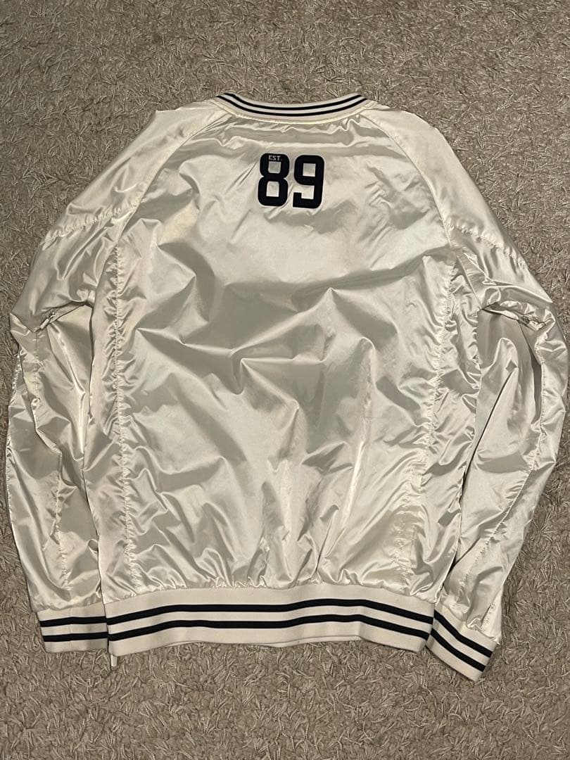 美品PEARLY GATES ホワイト スニードインナーフルジップセットサイズ5