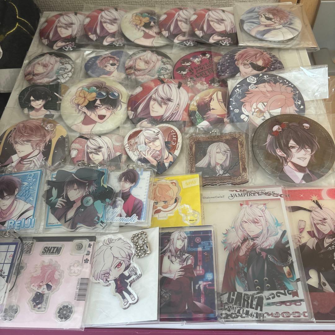DIABOLIKLOVERS缶バッジなど多数セット売り新品未使用未開封です！