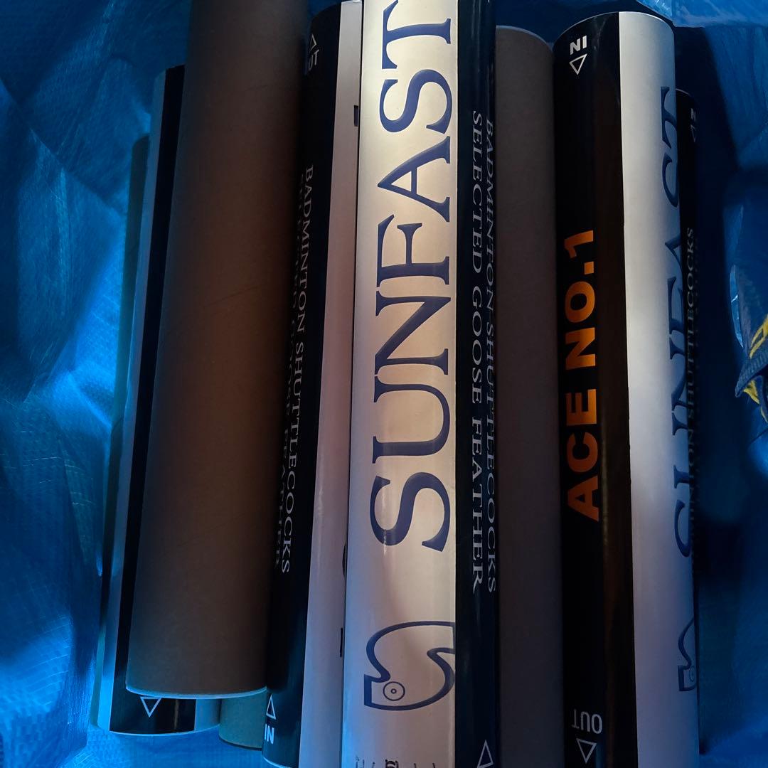 中古バドミントンシャトル