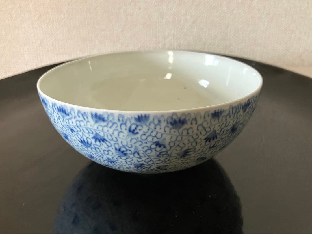 古伊万里　染付茶碗／みじん唐草紋
