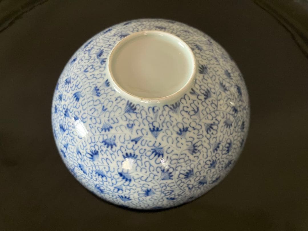 古伊万里　染付茶碗／みじん唐草紋