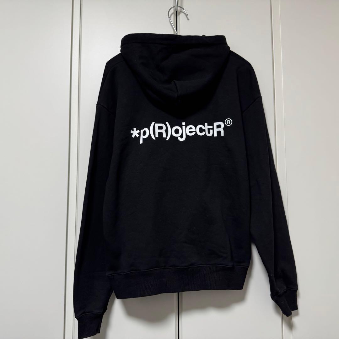 *p(R)oject R® ロゴフーディ Sサイズ