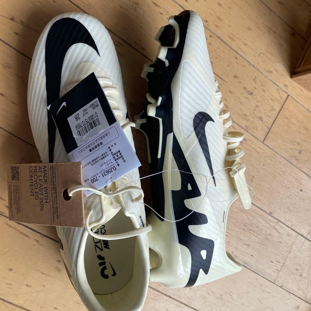 新品未使用Nike Air Zoom Mercurial 28.0FG/MG