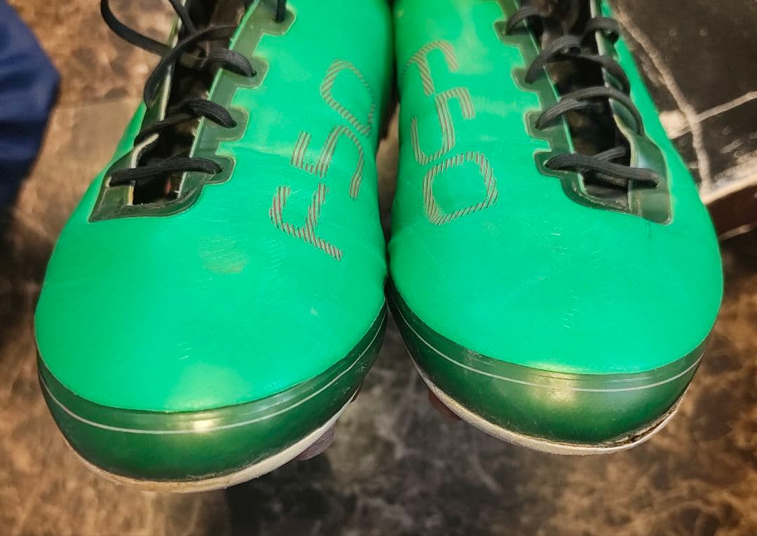 adidas F50 サッカーシューズ スパイク