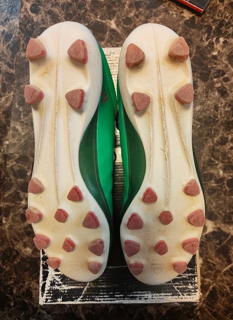 adidas F50 サッカーシューズ スパイク