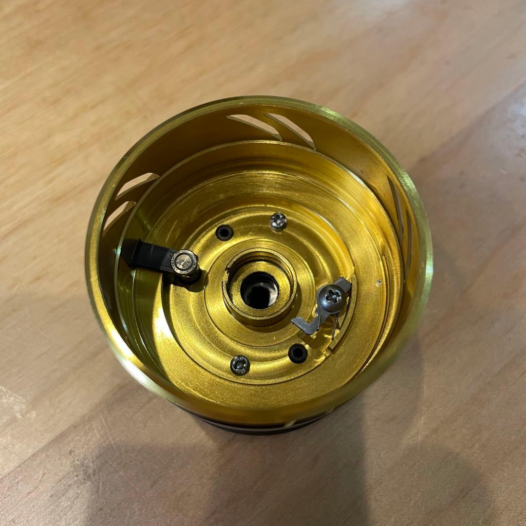 16Vanquish 3000M スプール