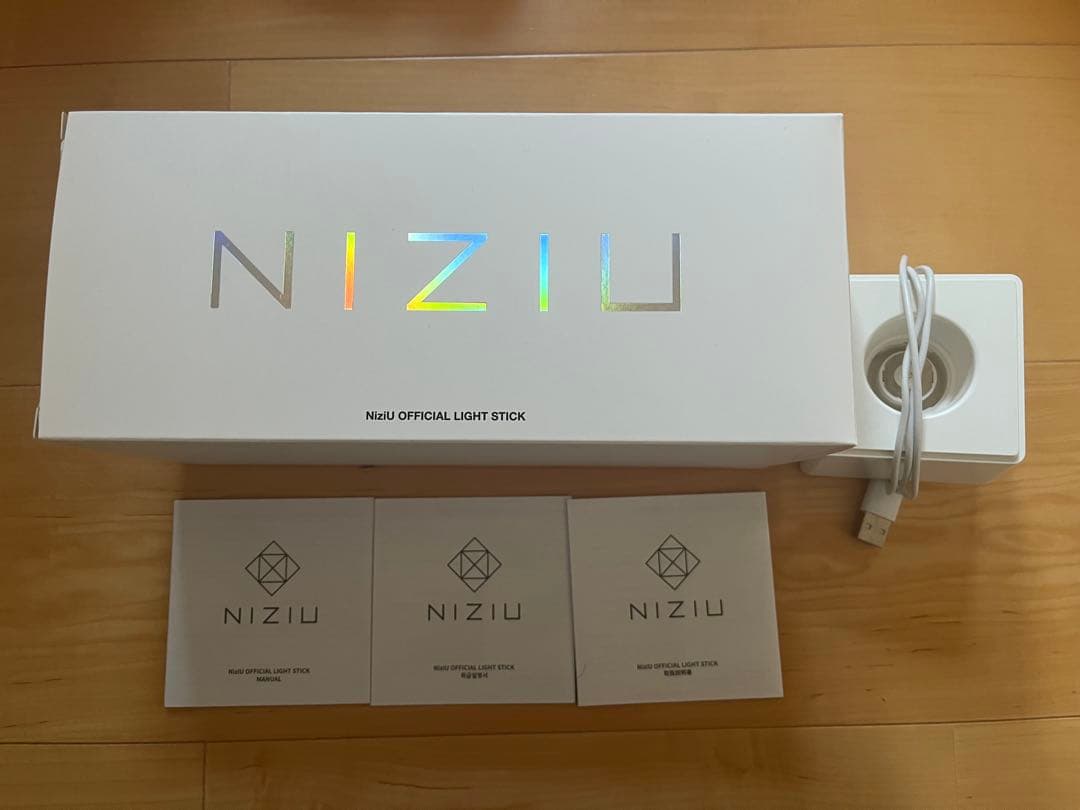 NiziU ペンライト ANO