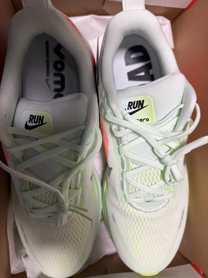 NIKE ボメロ18 28.5cm