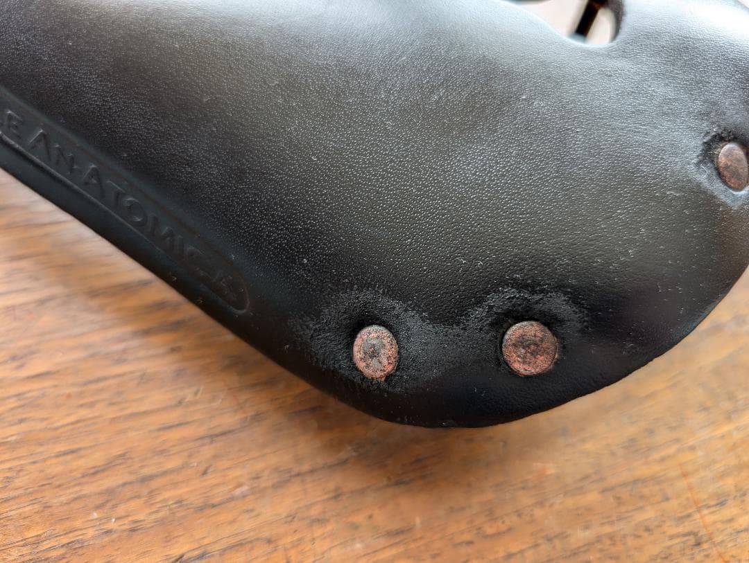 selle anatomica titanico　ブラック