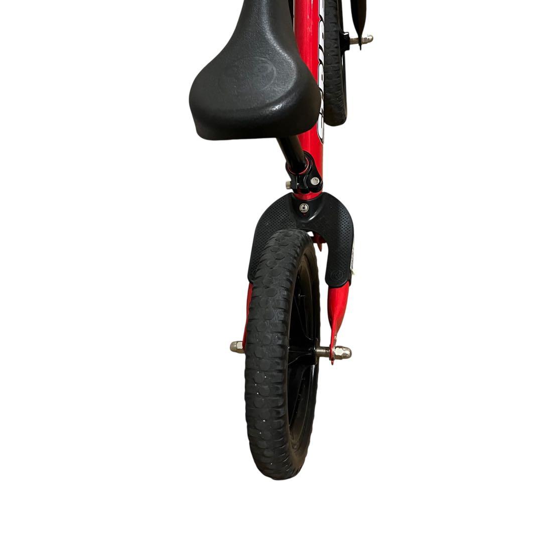 【美品】新型 STRIDER ストライダー スポーツ SPORTS レッド