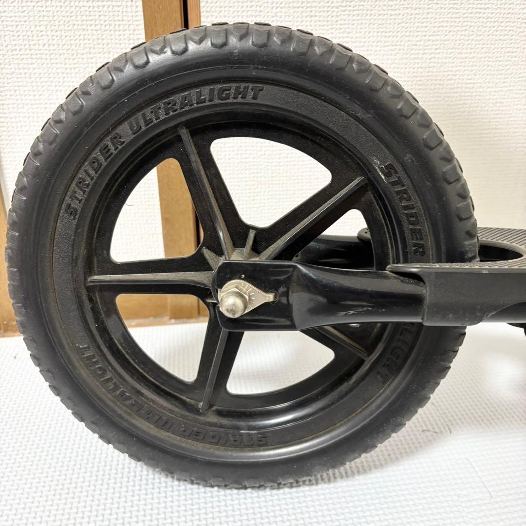 ストライダー クラシック 12インチ ブラック STRIDER スポーツ　バイク