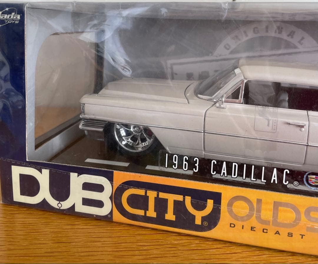 ミニカー JADA DUB CITY 1963 Cadillac OLDskool